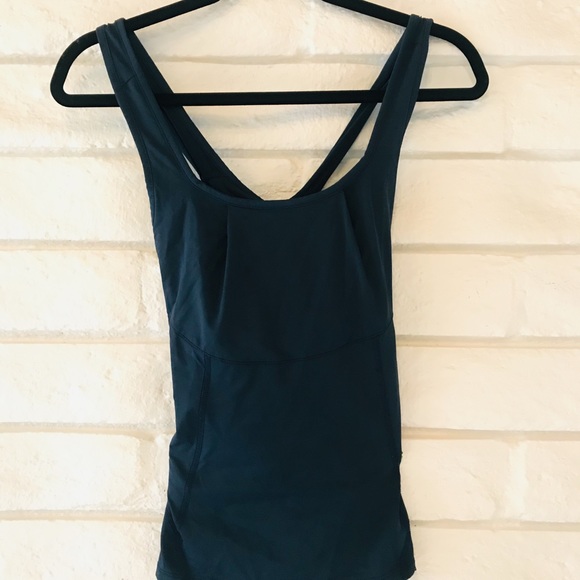 Lija athletic top - Picture 2 of 3